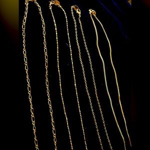 New Avon gold tone necklaces bundle of 4